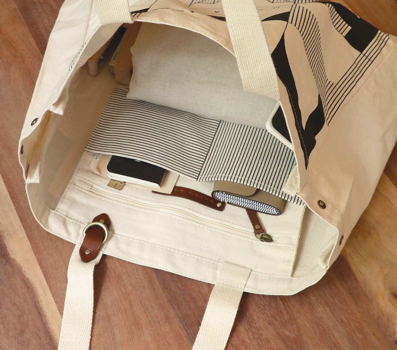 Canvas Tote - Dubai