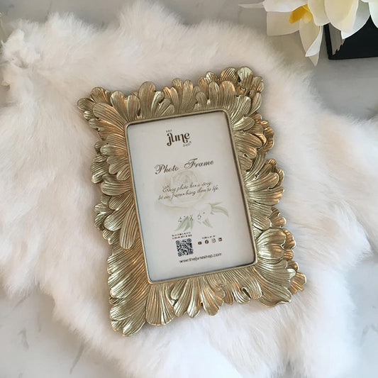 Arcane Petal Accent Photo Frame