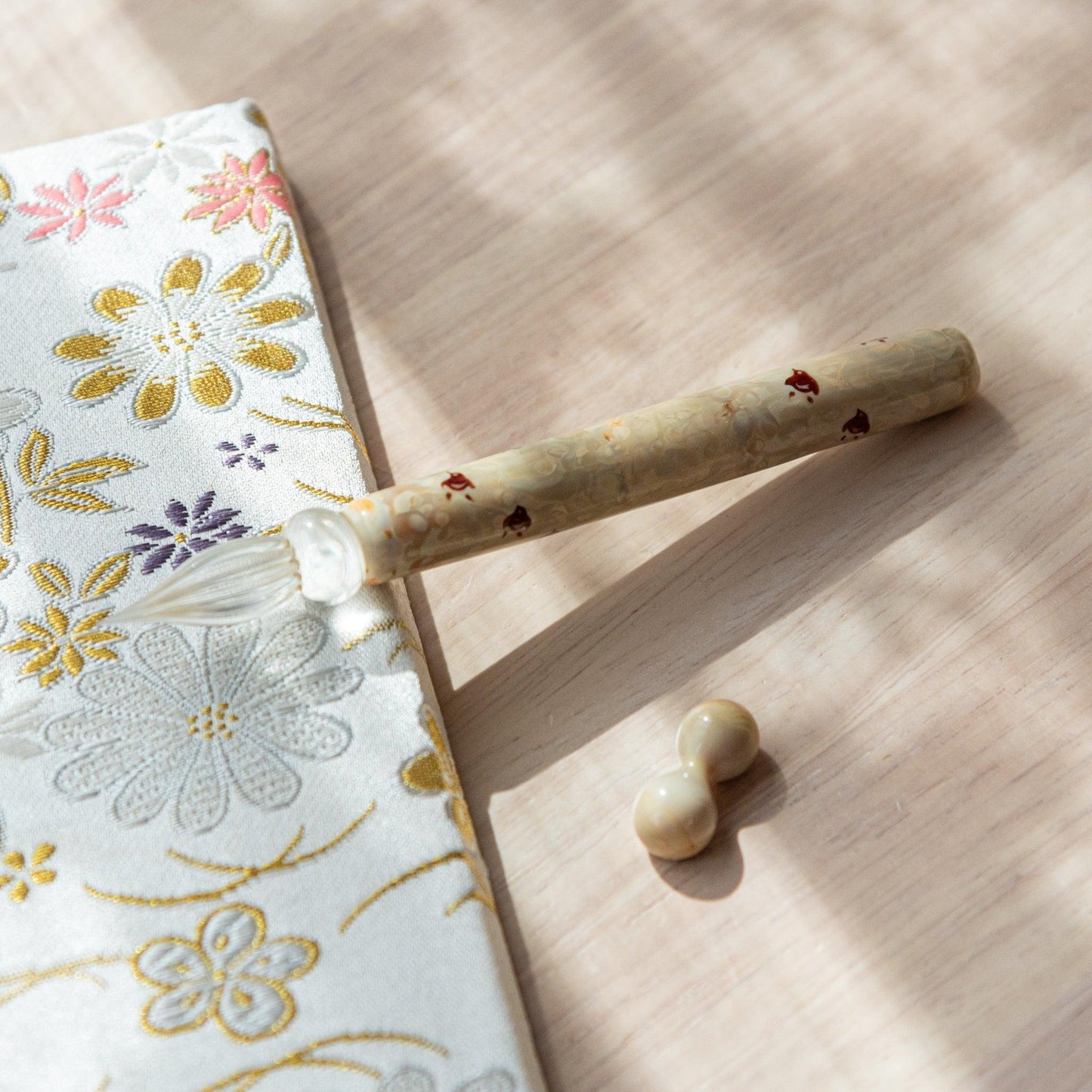 Chidori Ivory Glass Dip Pen with Pen Rest