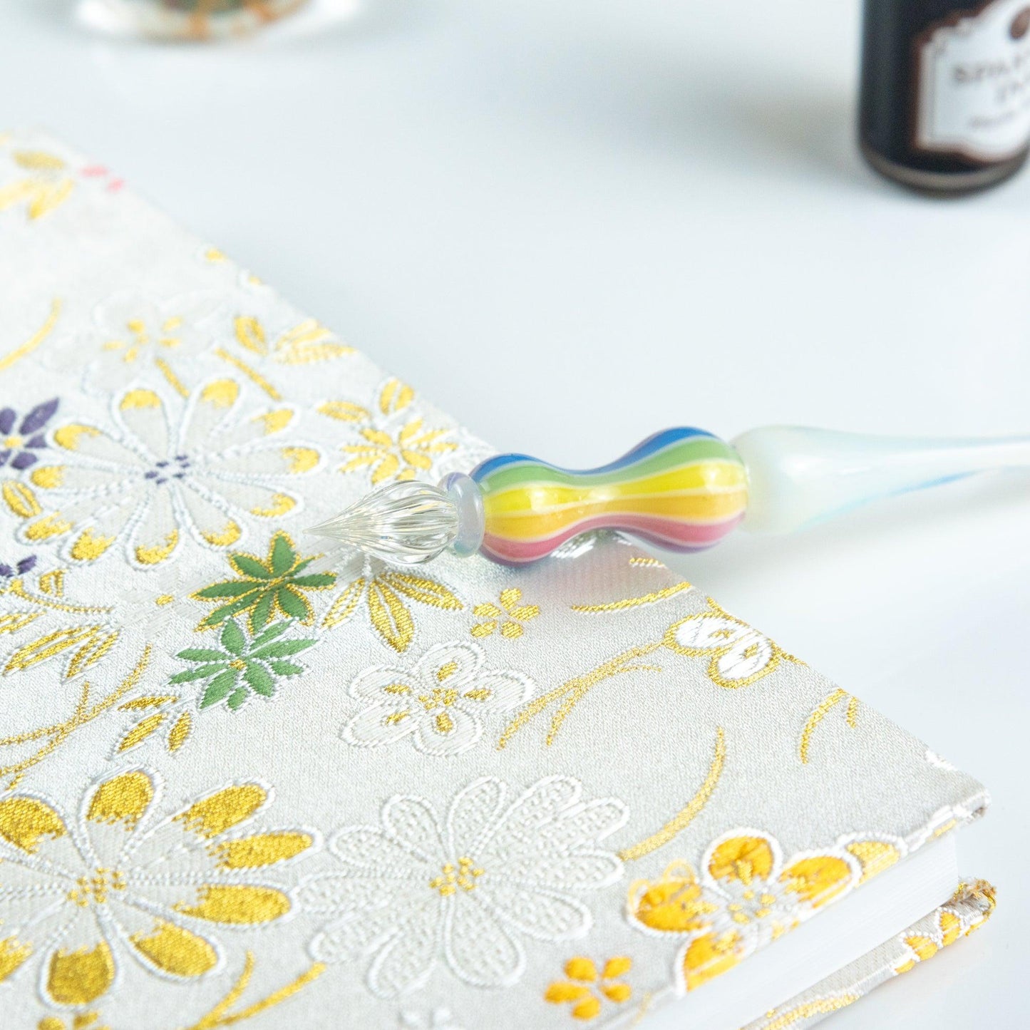 Dreamy Rainbow Balloon Glass Dip Pen | White