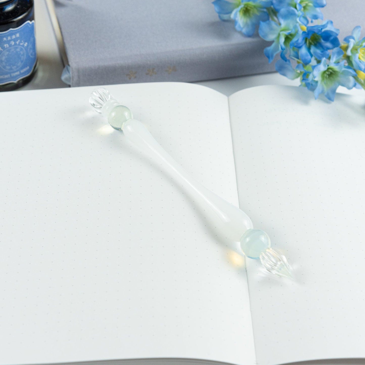 King's Scepter White Glass Dip Pen